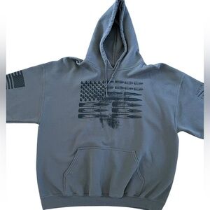 GRUNT STYLE “THIS WE’LL DEFEND”GRAPHIC HEAVYWEIGHT HOODIE Men’s XL Grey Black